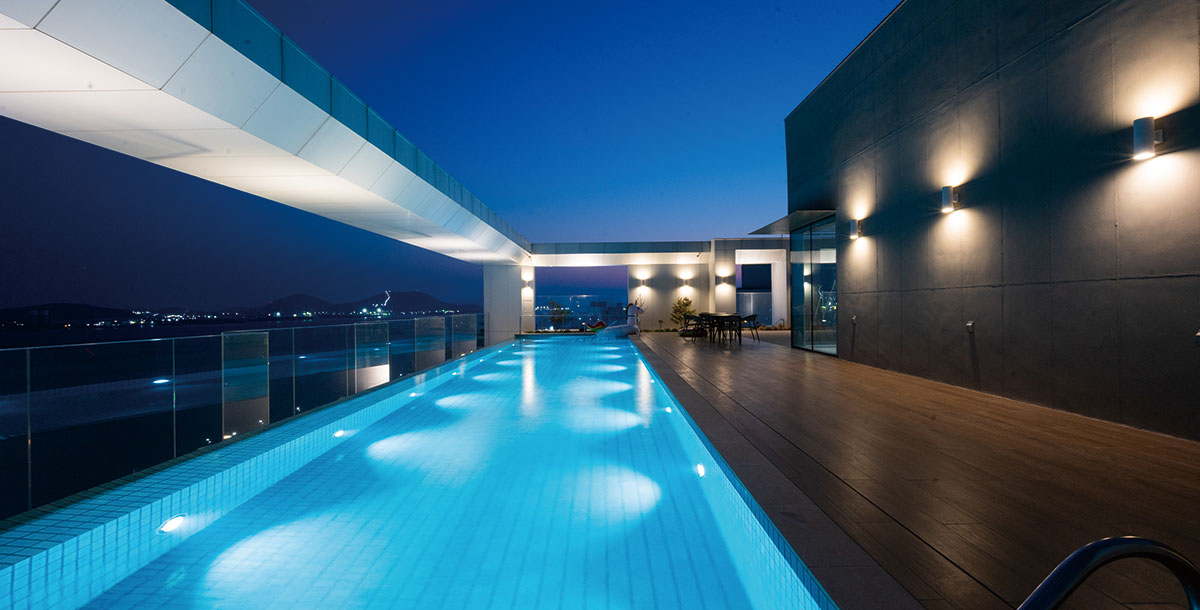 Cerulean Pool&Lounge