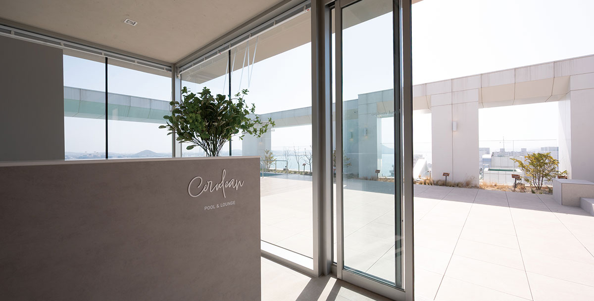 Cerulean Pool&Lounge