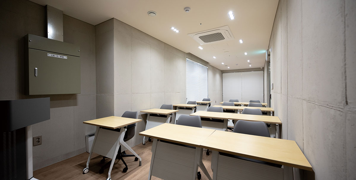 SEMINA ROOM
